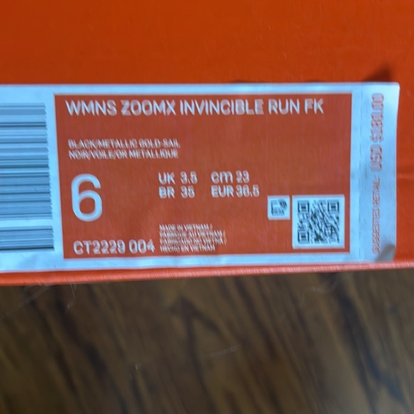 Nike Invincible 2 - Picture 4 of 4